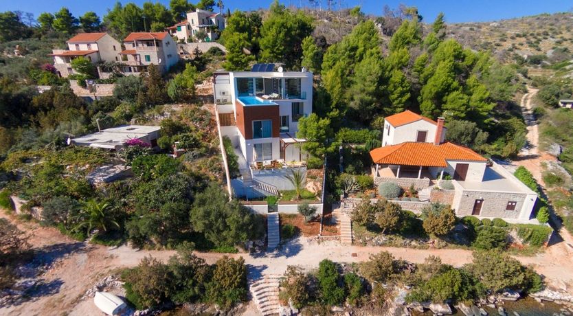 Photo of Hideaway on the Bay