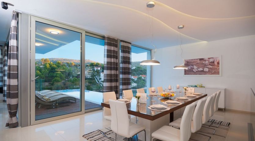 Photo of Hideaway on the Bay