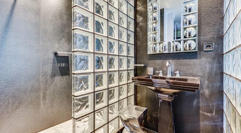 Photo of Les Moustaches du Chat