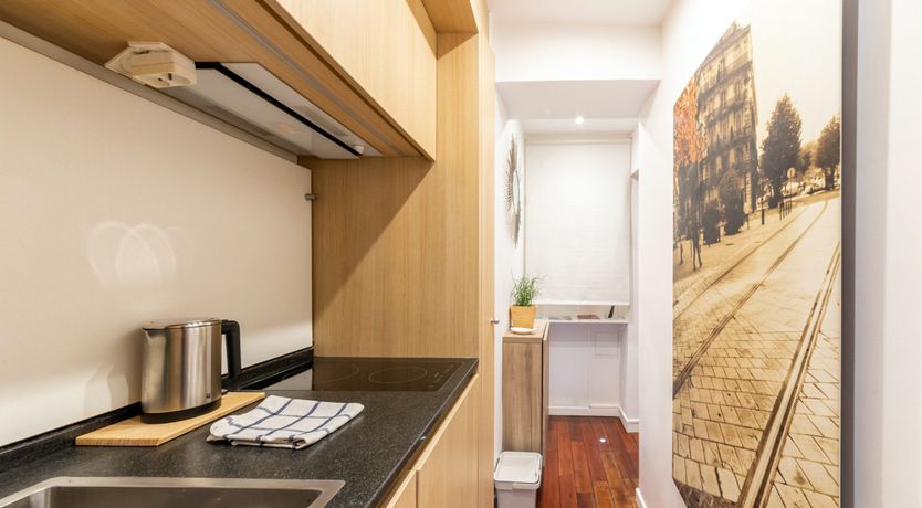 Photo of A Splash of Paris Red