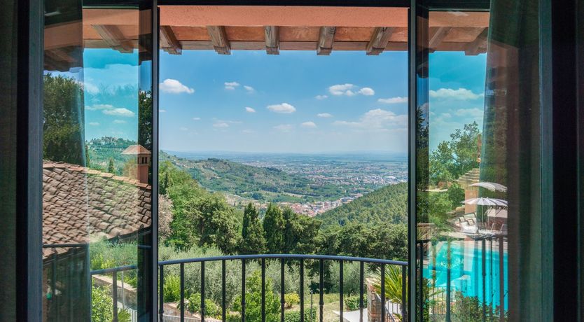 Photo of Tuscan American