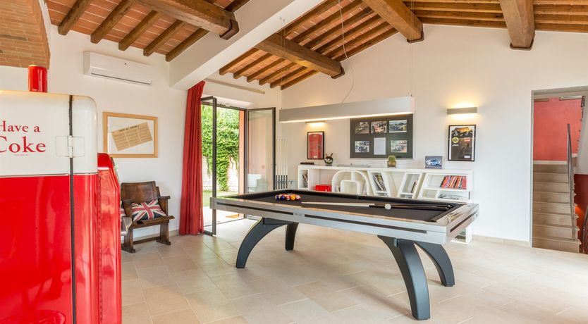 Photo of Tuscan American