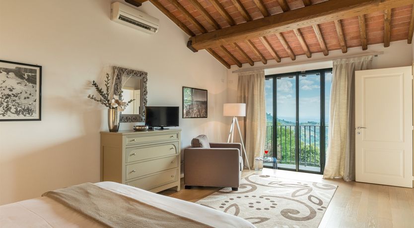 Photo of Tuscan American