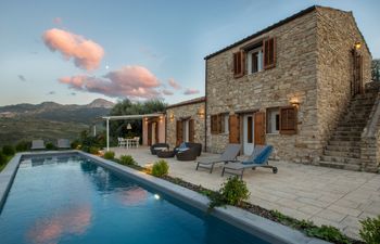 Sicilian Serenity Villa