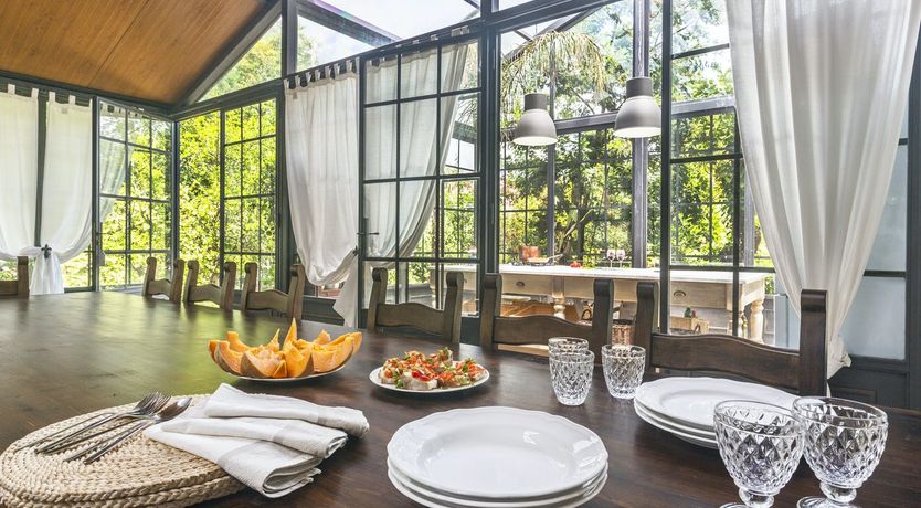 Photo of Palms, Pools & Poker