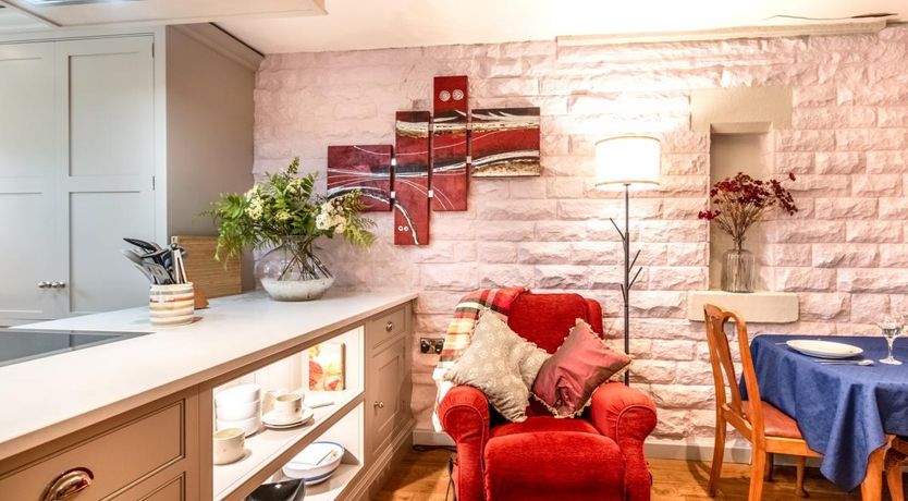 Photo of 1 Bed in Glossop