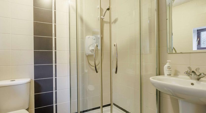 Photo of 1 Bed in Glossop