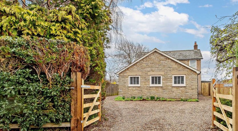 Photo of 4 Bed in Alnwick