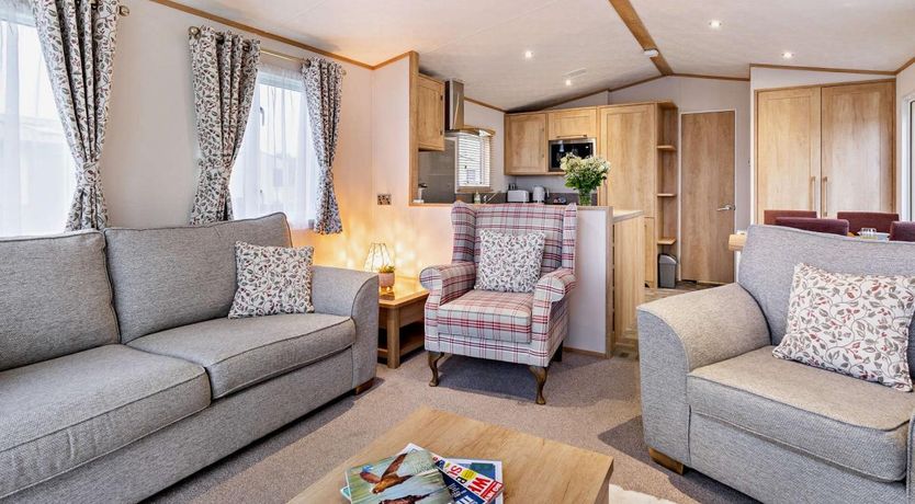 Photo of 2 Bed in St. Andrews