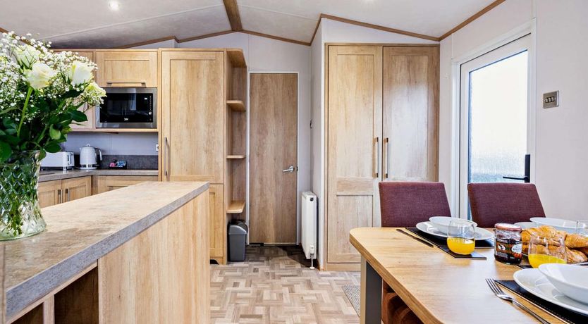 Photo of 2 Bed in St. Andrews