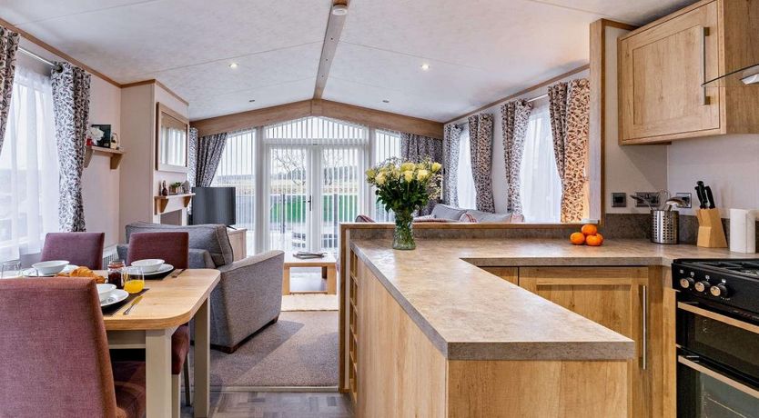 Photo of 2 Bed in St. Andrews