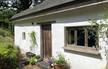 1 Bed in Washfield Holiday Cottage