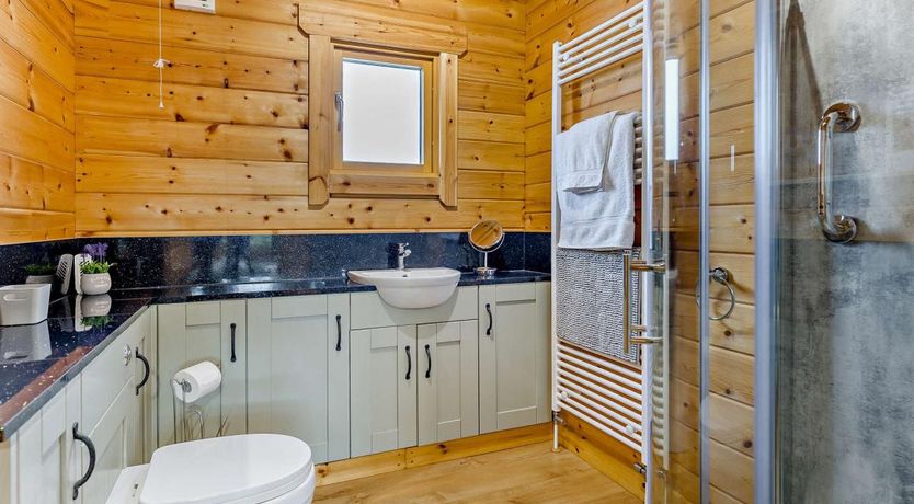 Photo of 3 Bed in Lenham