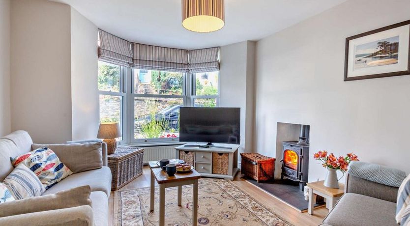 Photo of 3 Bed in Borth-y-Gest