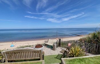in Cresswell (90739) Holiday Cottage