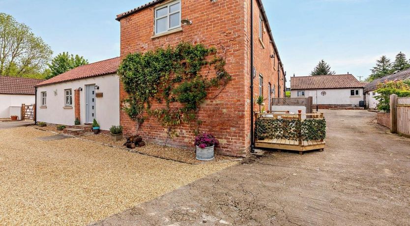 Photo of 2 Bed in Great Langton