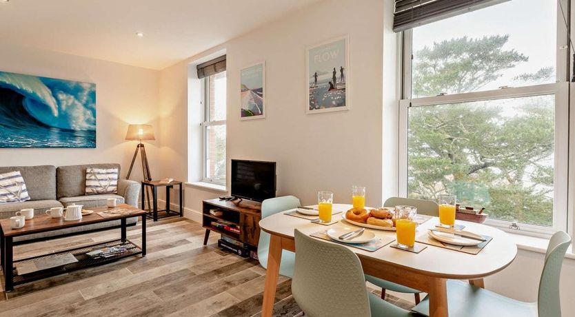 Photo of 2 Bed in Mortehoe