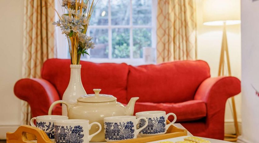 Photo of 4 Bed in Rhewl