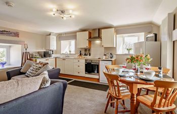 3 Bed in Cosheston Apartment
