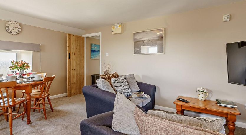 Photo of 3 Bed in Cosheston