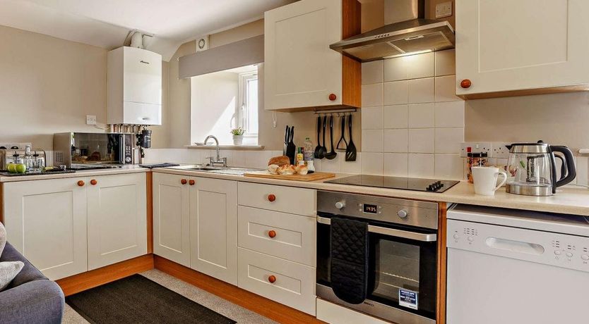 Photo of 3 Bed in Cosheston