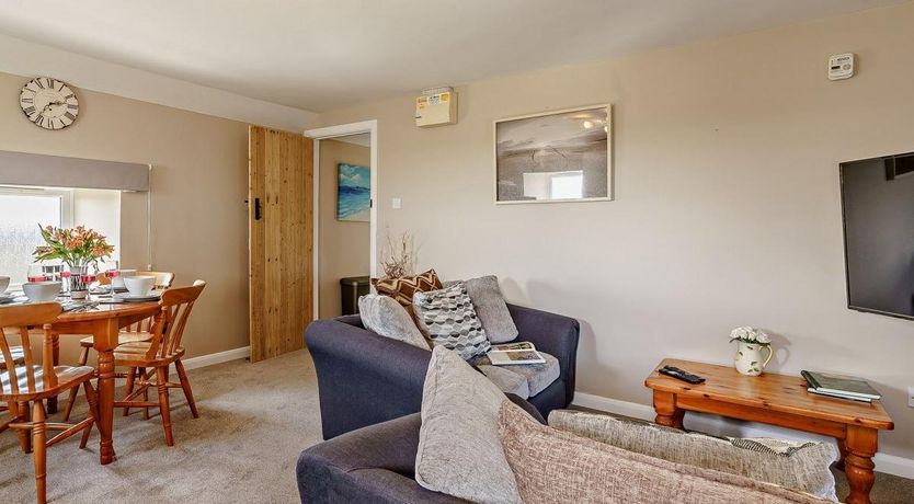 Photo of 3 Bed in Cosheston