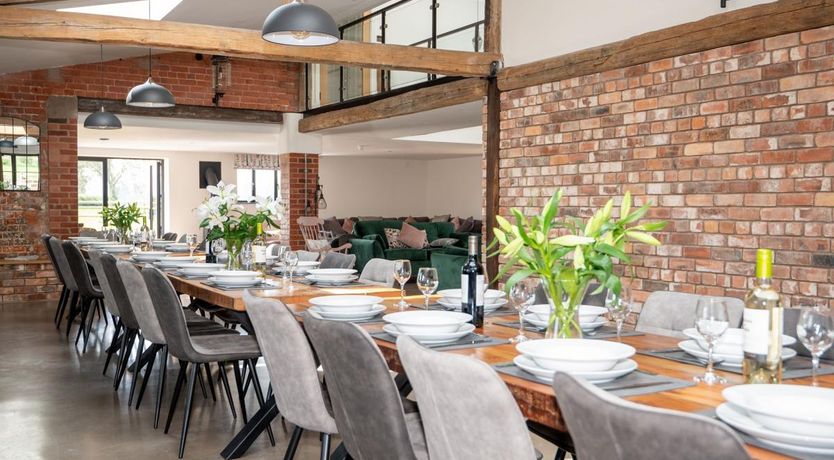 Photo of 14 Bed in Berriew