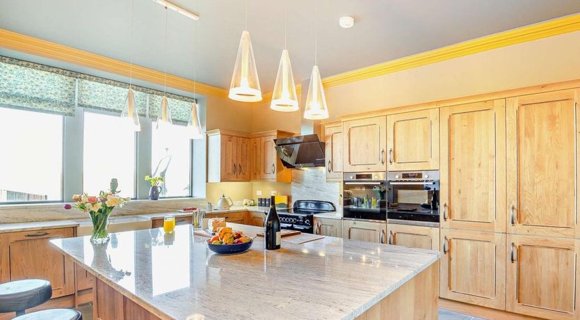 Photo of 9 Bed in Talsarnau