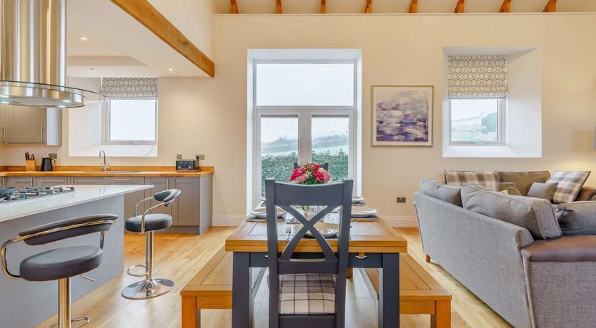 Photo of 4 Bed in Grange-over-sands