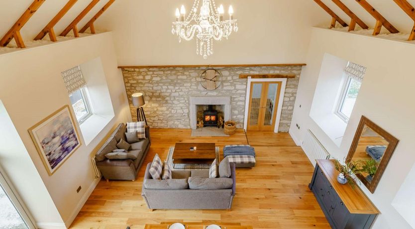 Photo of 4 Bed in Grange-over-sands