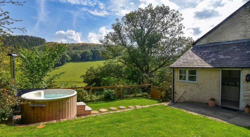 Photo of 2 Bed in Llangollen