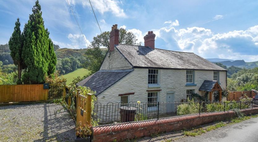 Photo of 2 Bed in Llangollen