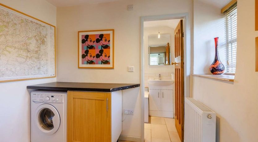 Photo of 2 Bed in Rhewl