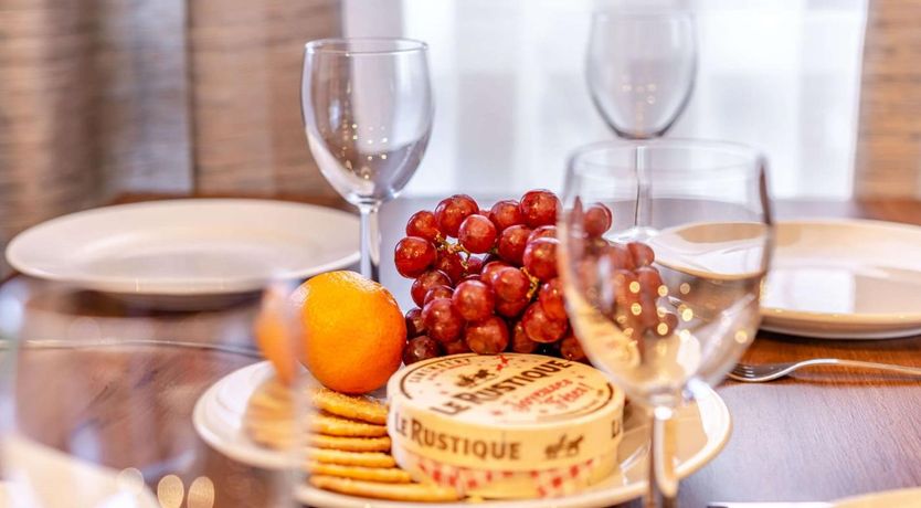 Photo of 2 Bed in St. Andrews