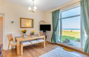 3 Bed in Seahouses Apartment