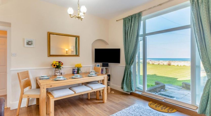 Photo of in Seahouses (90727)