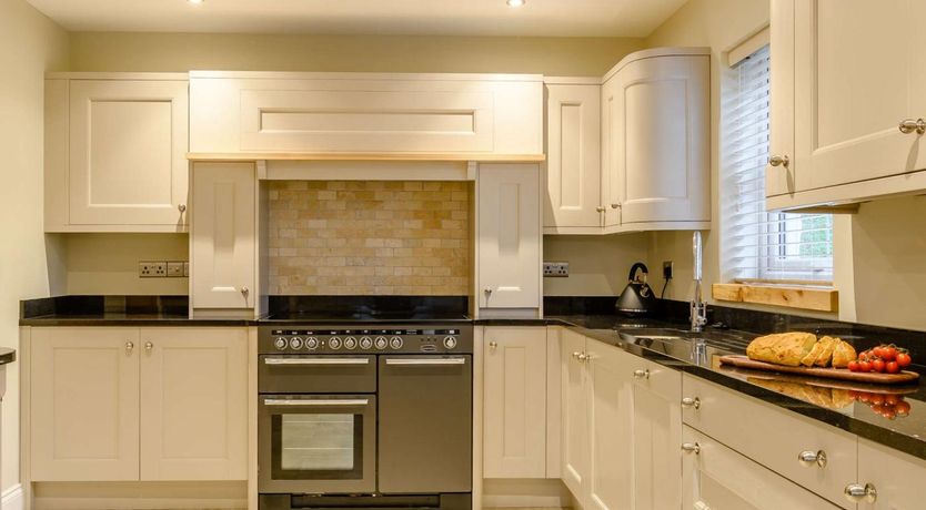 Photo of 3 Bed in Haverfordwest