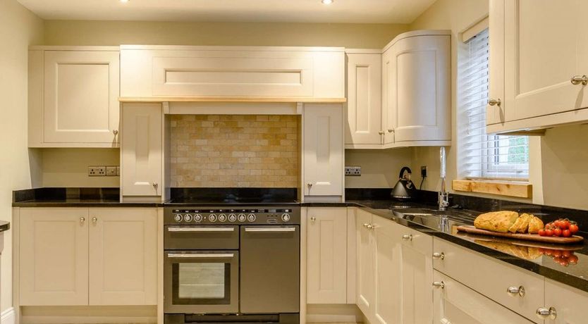 Photo of 3 Bed in Rudbaxton