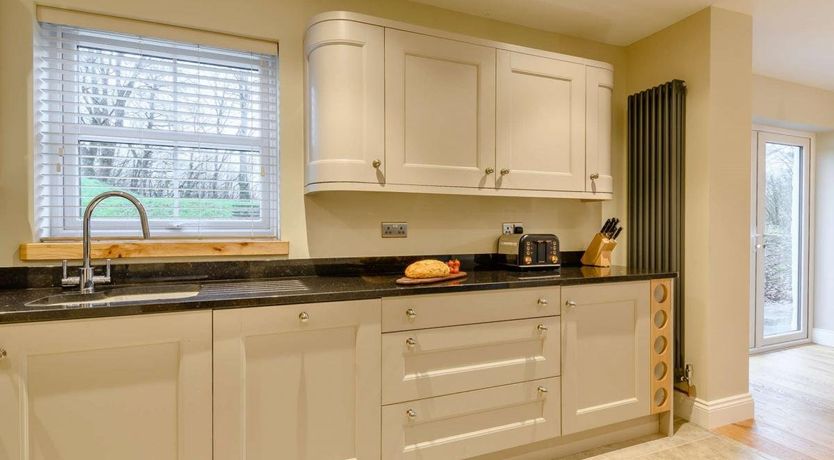 Photo of 3 Bed in Rudbaxton