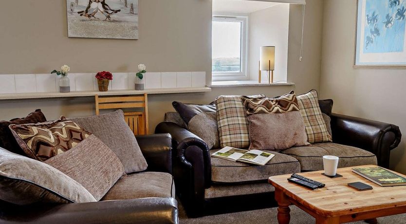 Photo of 3 Bed in Cosheston