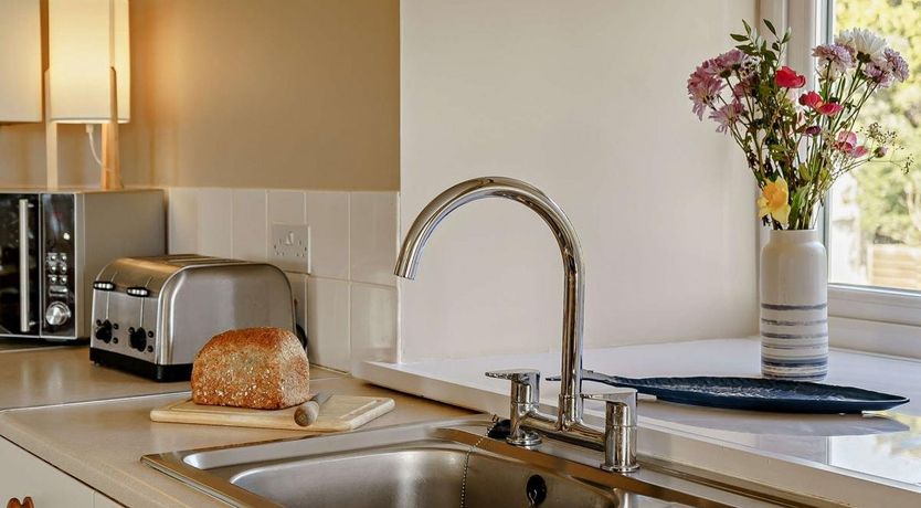 Photo of 3 Bed in Cosheston