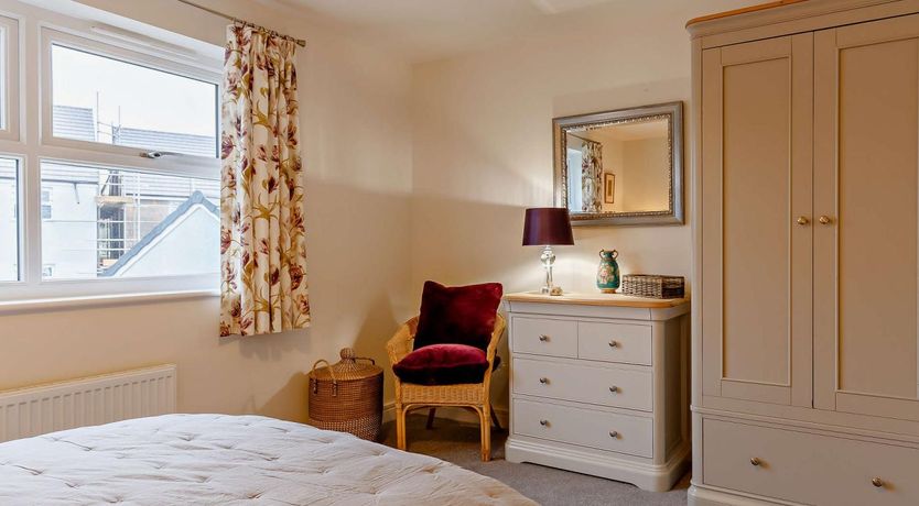 Photo of 2 Bed in Appledore
