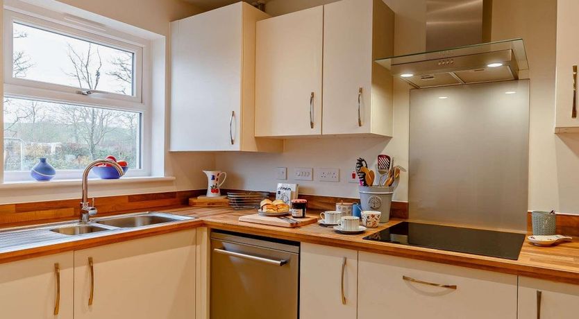 Photo of 2 Bed in Appledore