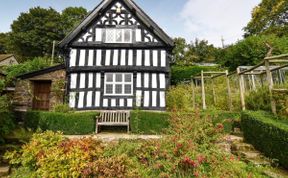 Photo of in Church Stretton  (90824)