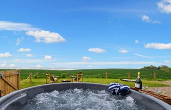 in Montrose (90784) Holiday Cottage