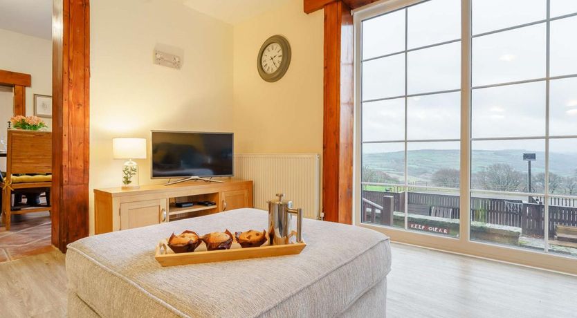 Photo of 3 Bed in Whitby