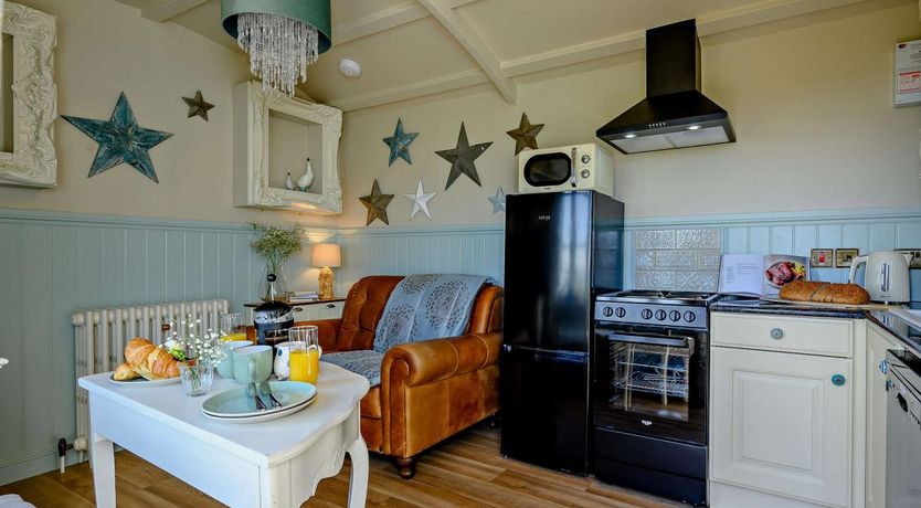 Photo of 1 Bed in Camelford