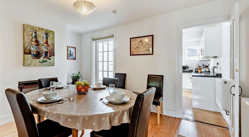 Photo of 3 Bed in Arundel