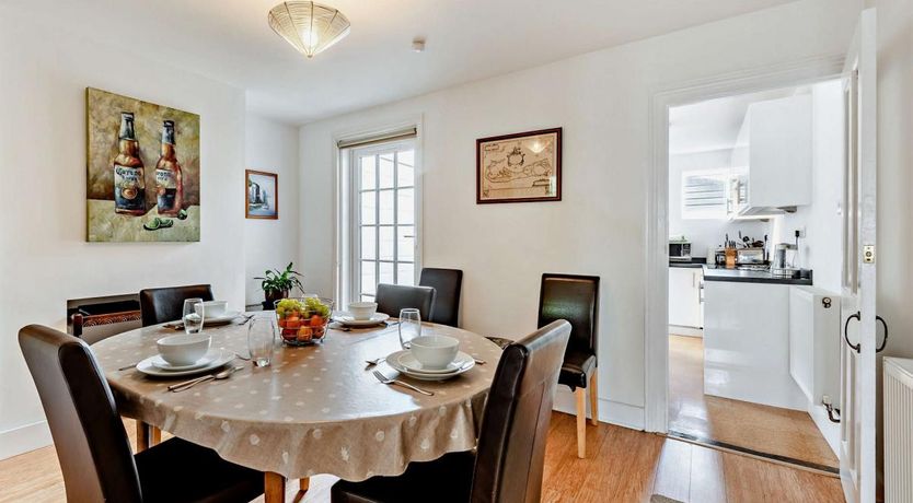 Photo of 3 Bed in Arundel