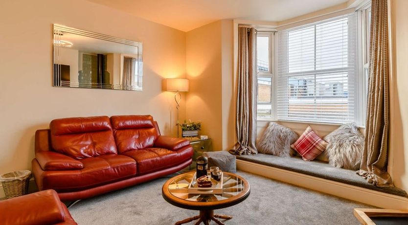 Photo of 1 Bed in Scarborough